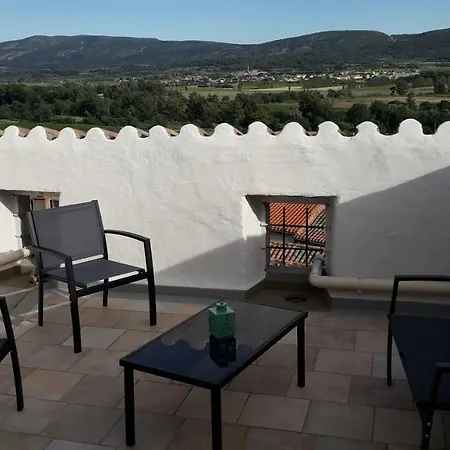 La Petite Oustal Ferienhaus *